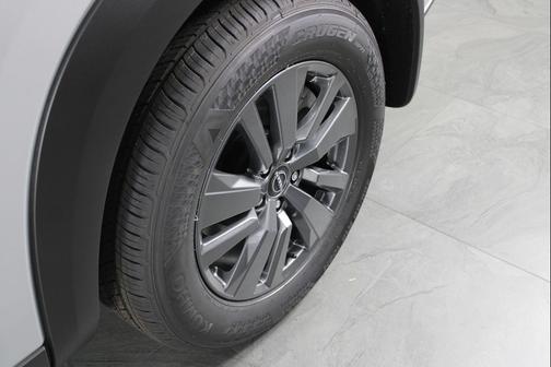 2025 Nissan Pathfinder SV FWD