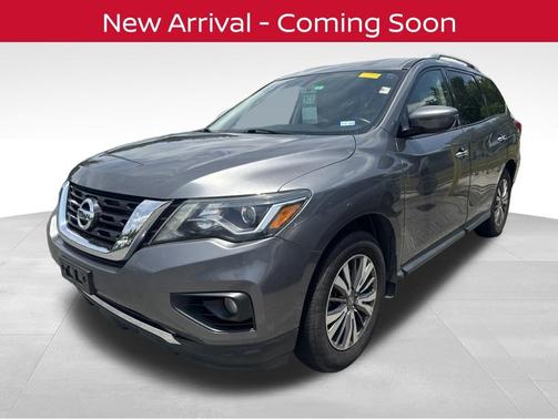 Gun Metallic 2020 Nissan Pathfinder SV 4WD