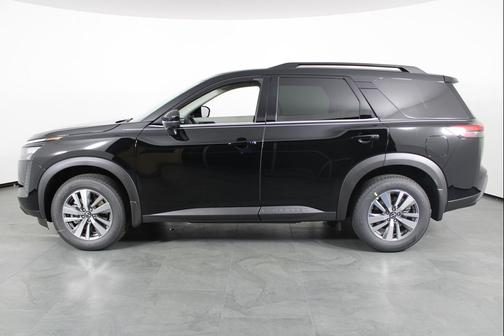 Super Black 2026 Nissan Pathfinder SL