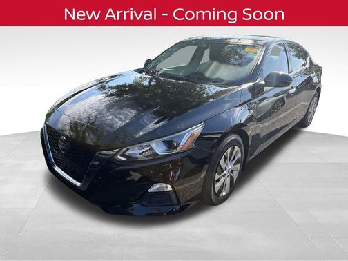 Super Black 2020 Nissan Altima S FWD