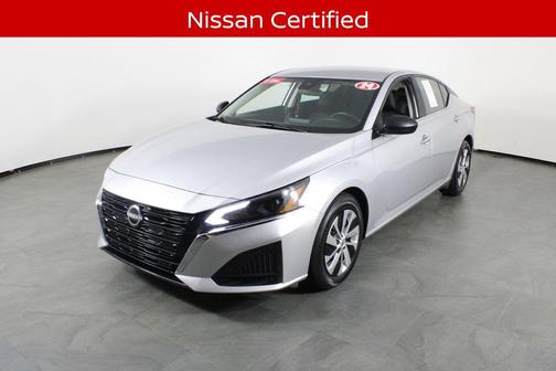 Brilliant Silver Metallic 2024 Nissan Altima S FWD