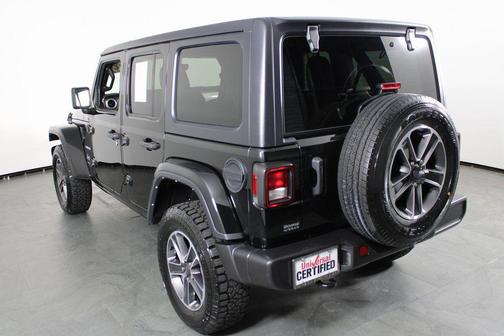 2023 Jeep Wrangler 4-Door Sahara 4x4