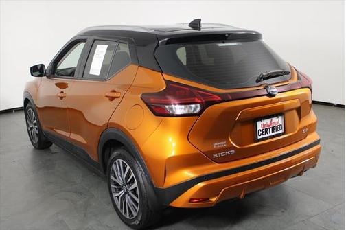 2022 Nissan Kicks SV
