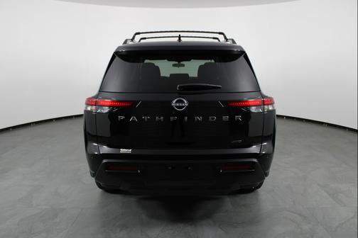 Super Black 2026 Nissan Pathfinder SV
