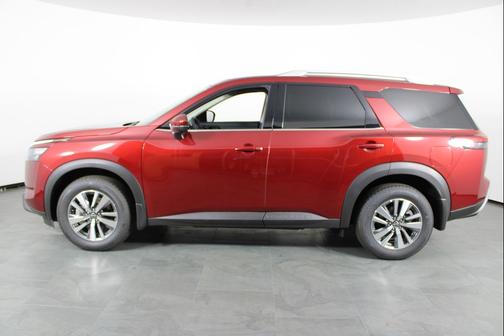 2025 Nissan Pathfinder SL FWD