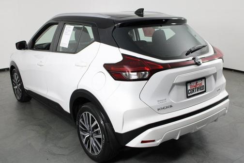 2022 Nissan Kicks SV