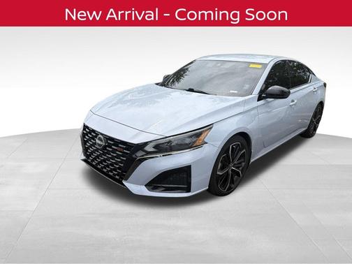 Gray Sky Pearl 2023 Nissan Altima SR FWD