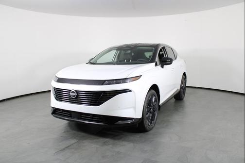 Everest White Pearl Tricoat/Super Black 2026 Nissan Murano Platinum
