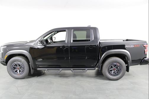 Super Black 2026 Nissan Frontier PRO-4X