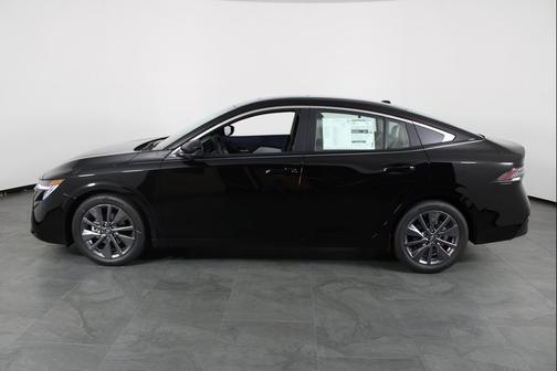 Super Black 2026 Nissan Sentra SL