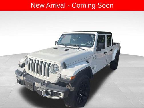 2023 Jeep Gladiator Overland
