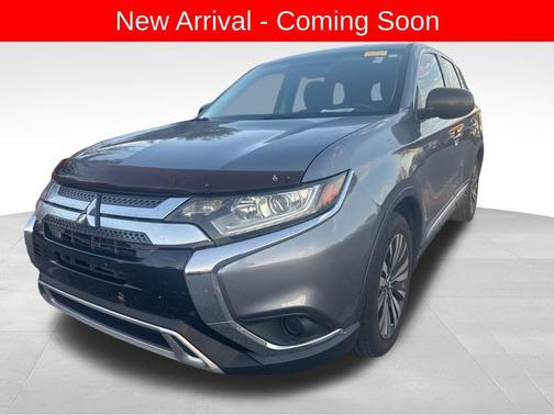 2019 Mitsubishi Outlander ES