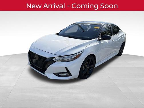 Aspen White 2022 Nissan Sentra SR
