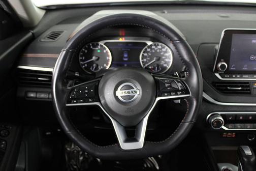 2021 Nissan Altima SR VC-Turbo FWD