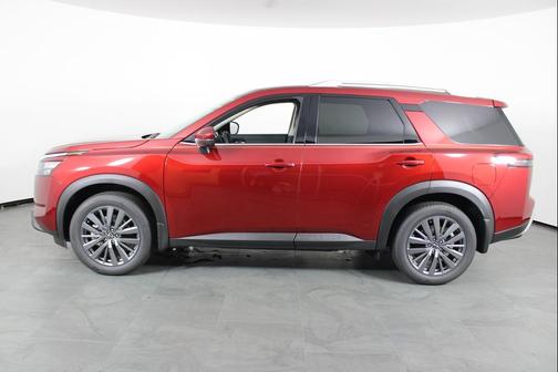 2025 Nissan Pathfinder SL FWD