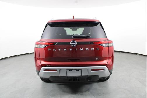 2025 Nissan Pathfinder SL FWD