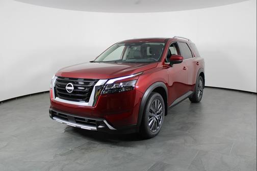 2025 Nissan Pathfinder SL FWD