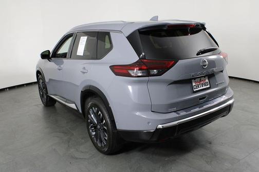 2024 Nissan Rogue Platinum