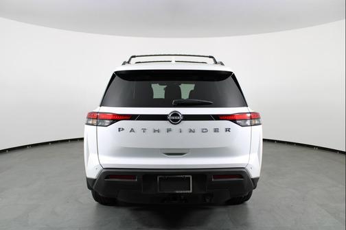 2025 Nissan Pathfinder SV FWD