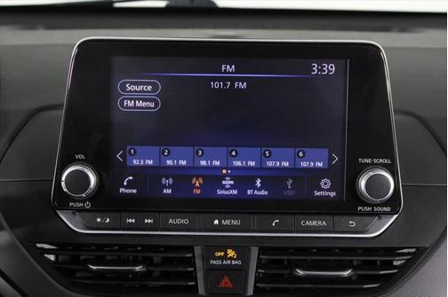 2023 Nissan Altima SR FWD