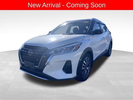 2022 Nissan Kicks SV