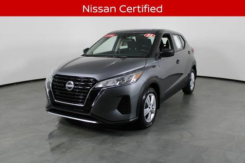 Gun Metallic 2025 Nissan Kicks S