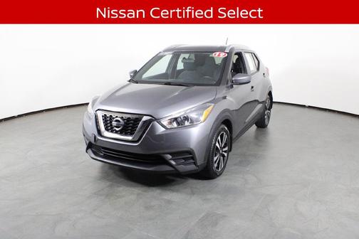 Gun Metallic 2019 Nissan Kicks SV