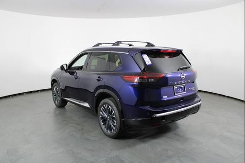 Deep Ocean Blue Pearl 2026 Nissan Rogue Platinum