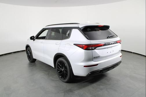 Alpine Frost 2026 Nissan Rogue Platinum