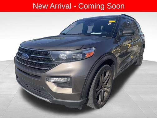 STONE GRAY METALLIC 2021 Ford Explorer XLT