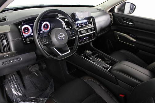 2023 Nissan Pathfinder Platinum 4WD