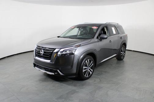 2023 Nissan Pathfinder Platinum 4WD