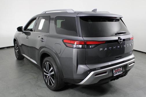 2023 Nissan Pathfinder Platinum 4WD
