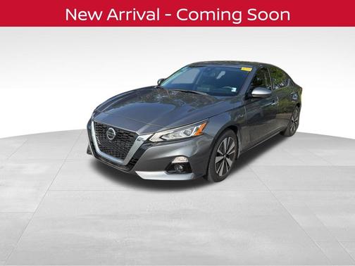 Gun Metallic 2019 Nissan Altima 2.5 SV