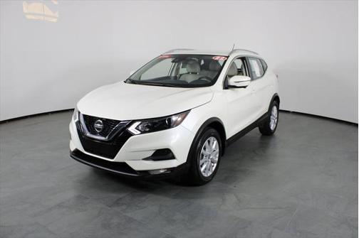 2022 Nissan Rogue Sport SV