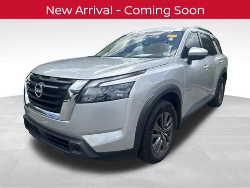 Brilliant Silver Metallic 2023 Nissan Pathfinder SV