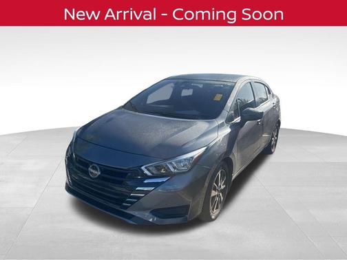 Gun Metallic 2024 Nissan Versa 1.6 SV