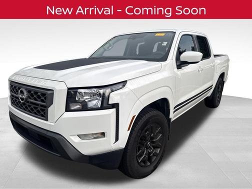 Glacier White 2023 Nissan Frontier SV