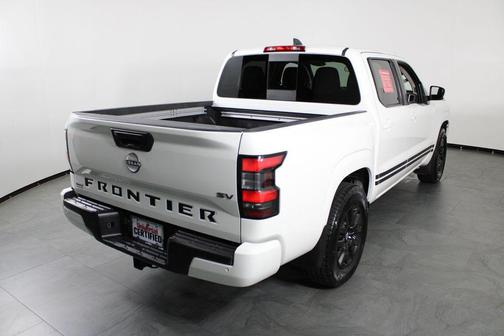 Glacier White 2023 Nissan Frontier SV