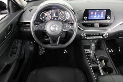 2023 Nissan Altima S FWD