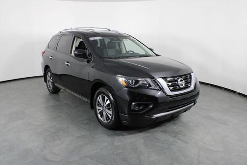 2018 Nissan Pathfinder S