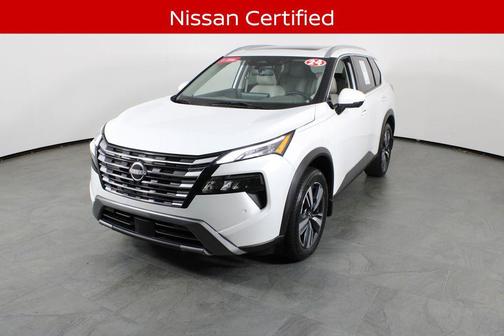 Everest White Pearl 2024 Nissan Rogue SL