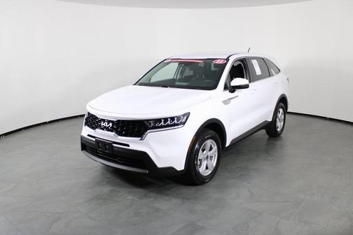 2023 Kia Sorento LX