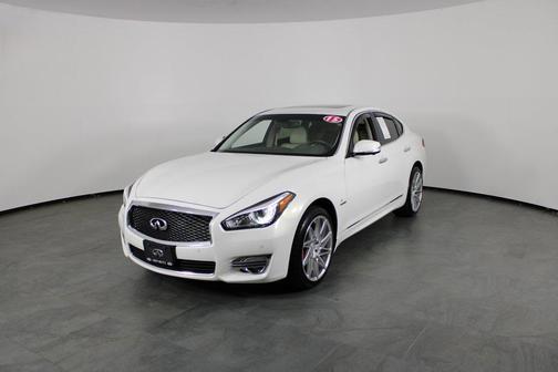 2015 INFINITI Q70 3.7X
