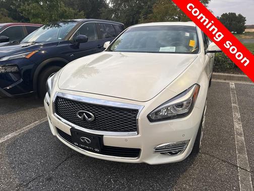 2015 INFINITI Q70 3.7X