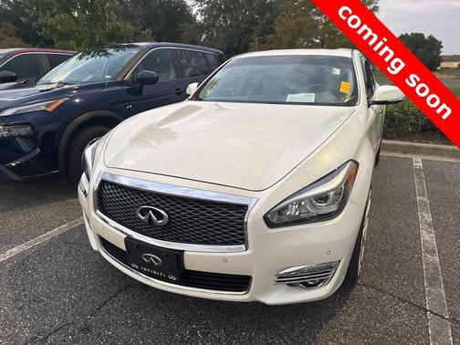 2015 INFINITI Q70 3.7X