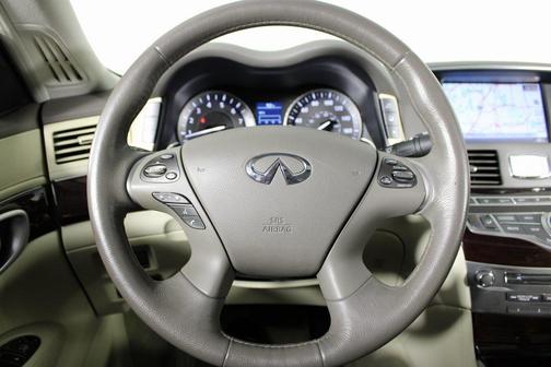 2015 INFINITI Q70 3.7X