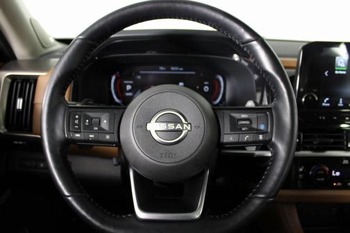 2022 Nissan Pathfinder Platinum 4WD