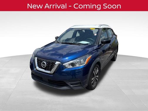 Deep Blue Pearl/Fresh Powder 2020 Nissan Kicks SV