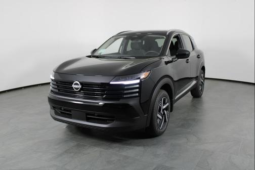 Super Black 2026 Nissan Kicks SV